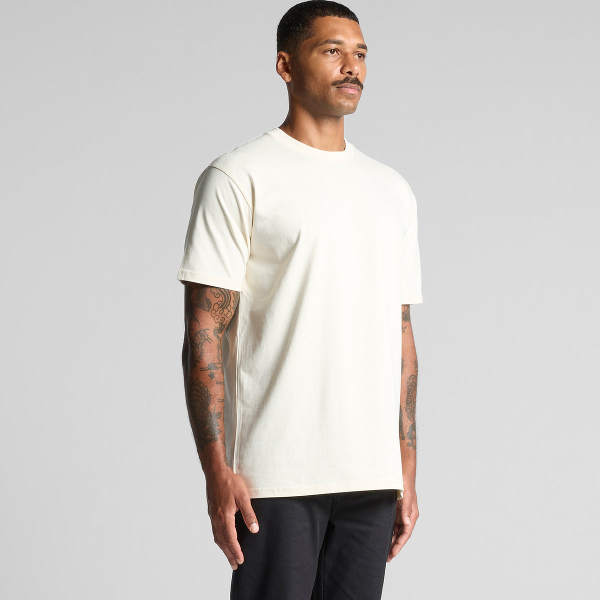 AS Colour Classic Tee – turn
